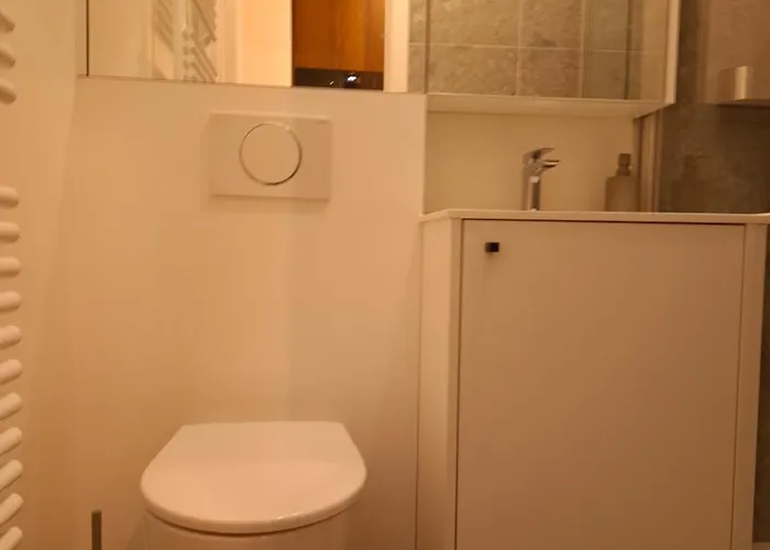 アパート Studio-r ミデルケルケ